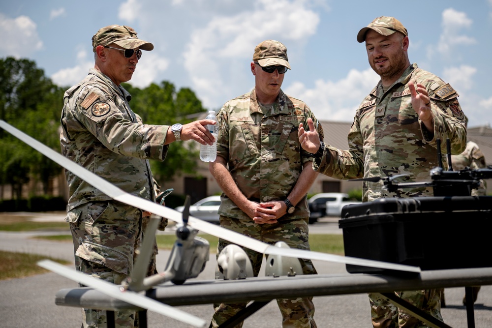 Moody AFB showcases intel capabilities for ACC intel director visit