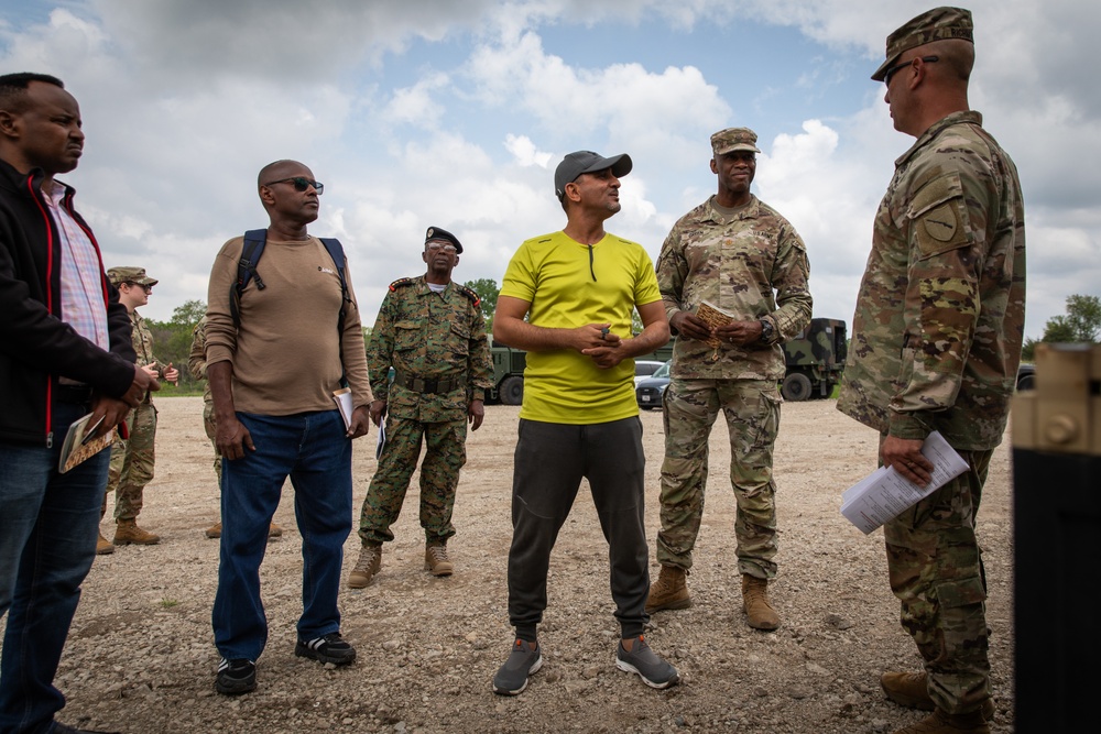 Kentucky engineers host Djiboutian leaders during annual training