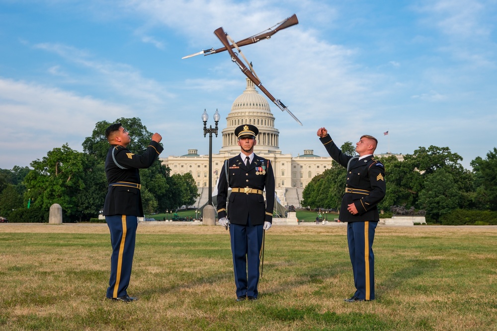 The 3d U.S. Infantry Fife and Drum Corps and U.S. Army Drill Team, Summer Concert Series