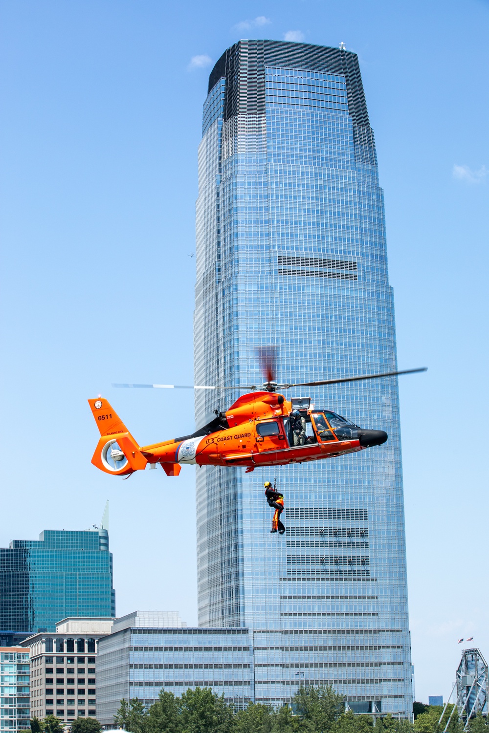 U.S. Coast Guard performs rescue demo during fleet week