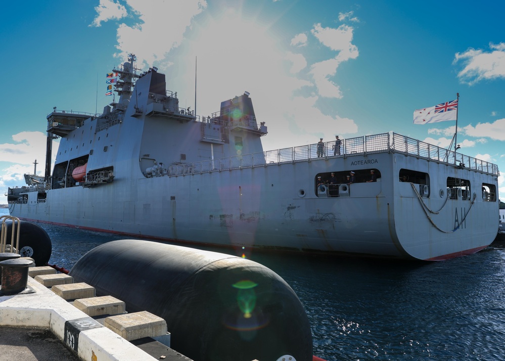 BAP Pisco, HMNZS Aotearoa, and ARM Usumacinta Arrive at JBPHH for RIMPAC 2024