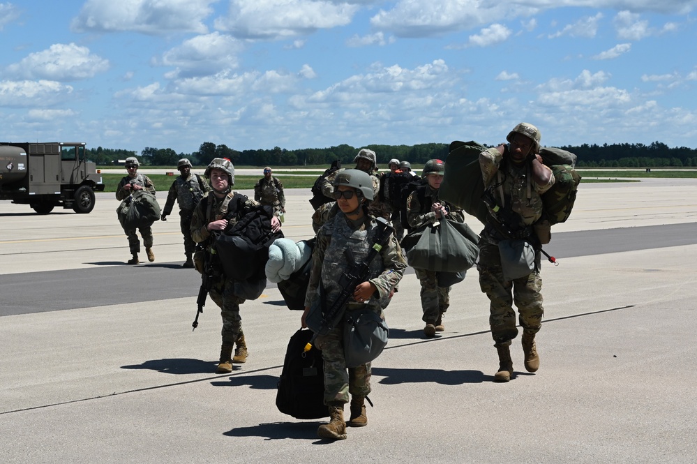 Minnesota Air National Guard Conducts Specialized Fuel Operations at Volk Field