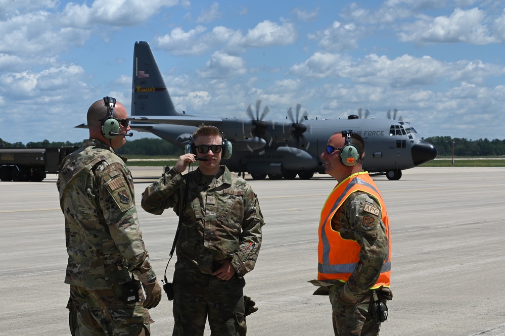 Minnesota Air National Guard Conducts Specialized Fuel Operations at Volk Field