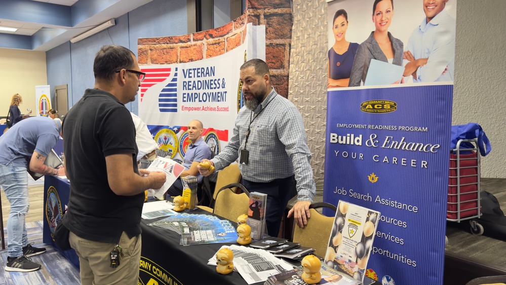 Fort Buchanan facilitates job search to the local military community