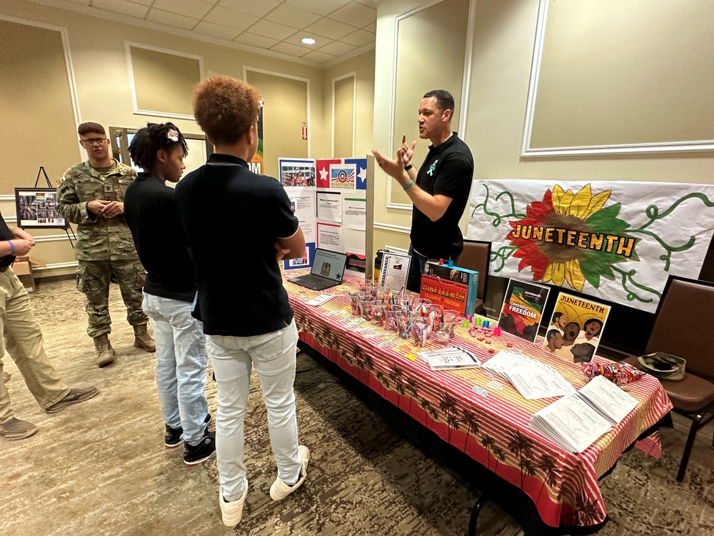 Munson Soldiers celebrate diversity