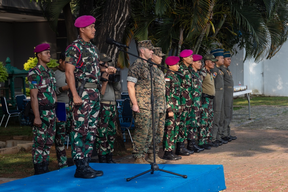 Members of Indonesian Korps Marinir, 1st Recon Bn. Marines hold closing ceremony for reconnaissance exchange