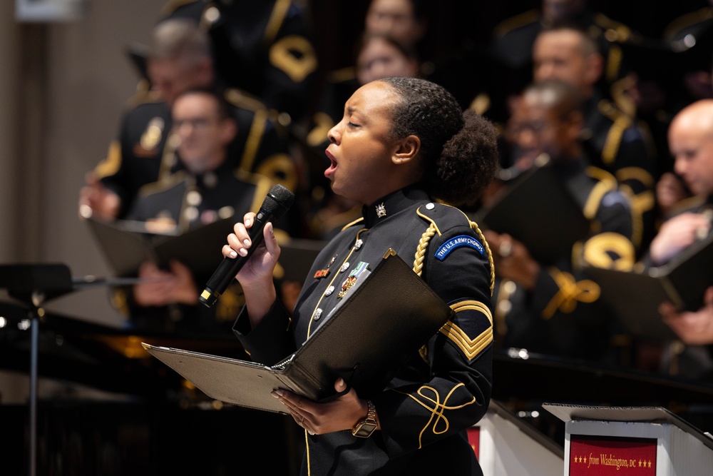 The U.S. Army Chorus and Brass Quintet perform special Memorial Day concert for the Dallas community