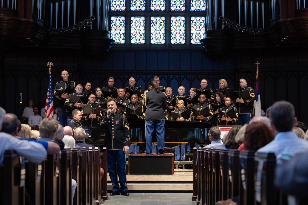 The U.S. Army Chorus and Brass Quintet perform special Memorial Day concert for the Dallas community