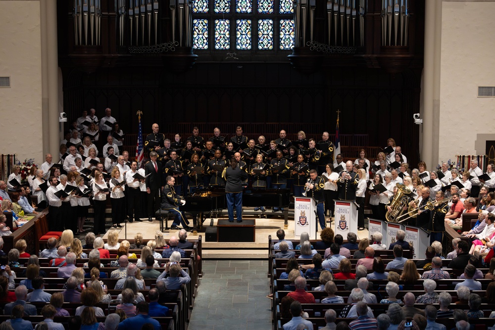 The U.S. Army Chorus and Brass Quintet perform special Memorial Day concert for the Dallas community