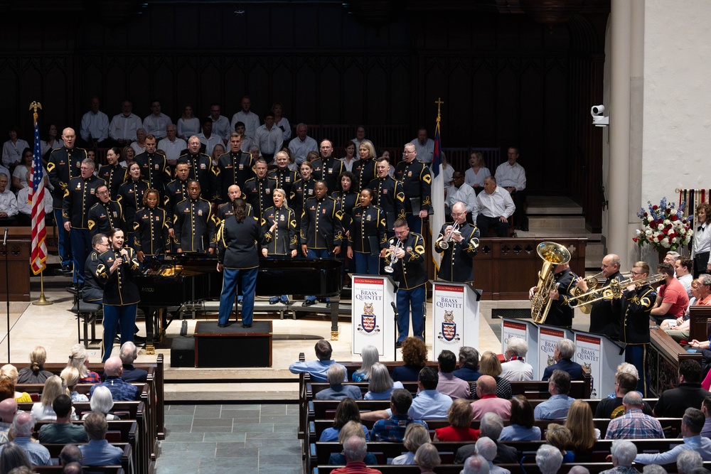 The U.S. Army Chorus and Brass Quintet perform special Memorial Day concert for the Dallas community