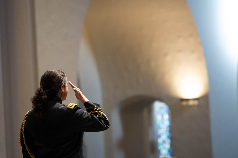 The U.S. Army Chorus and Brass Quintet perform special Memorial Day concert for the Dallas community