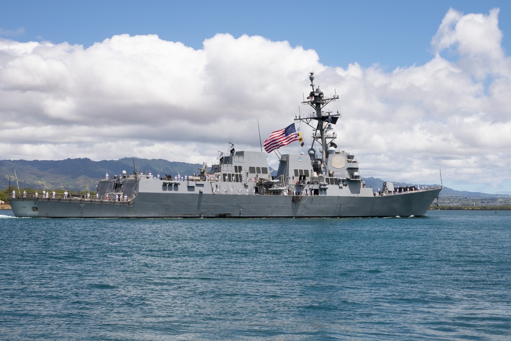 DVIDS - Images - USS Kidd Arrives at JBPHH for RIMPAC 2024 [Image 2 of 2]