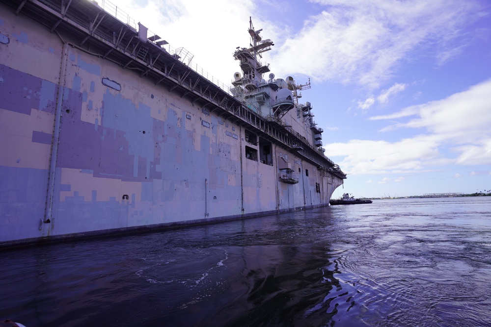 Decommissioned USS Tarawa Towed, Following SALVEX 24-001