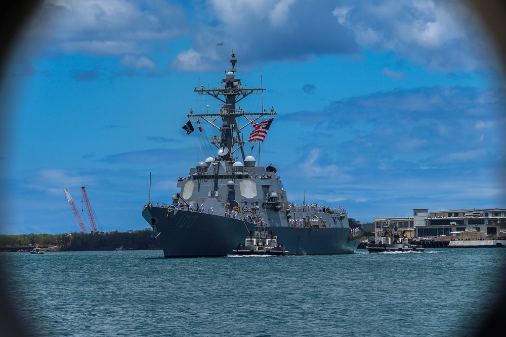 DVIDS - Images - USS Kidd, HMAS Sydney Arrive at Joint Base Pearl ...