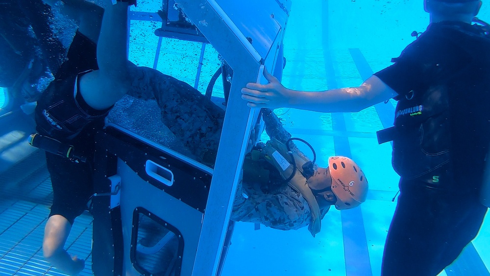 Marines with III MEF conduct Underwater Egress Training