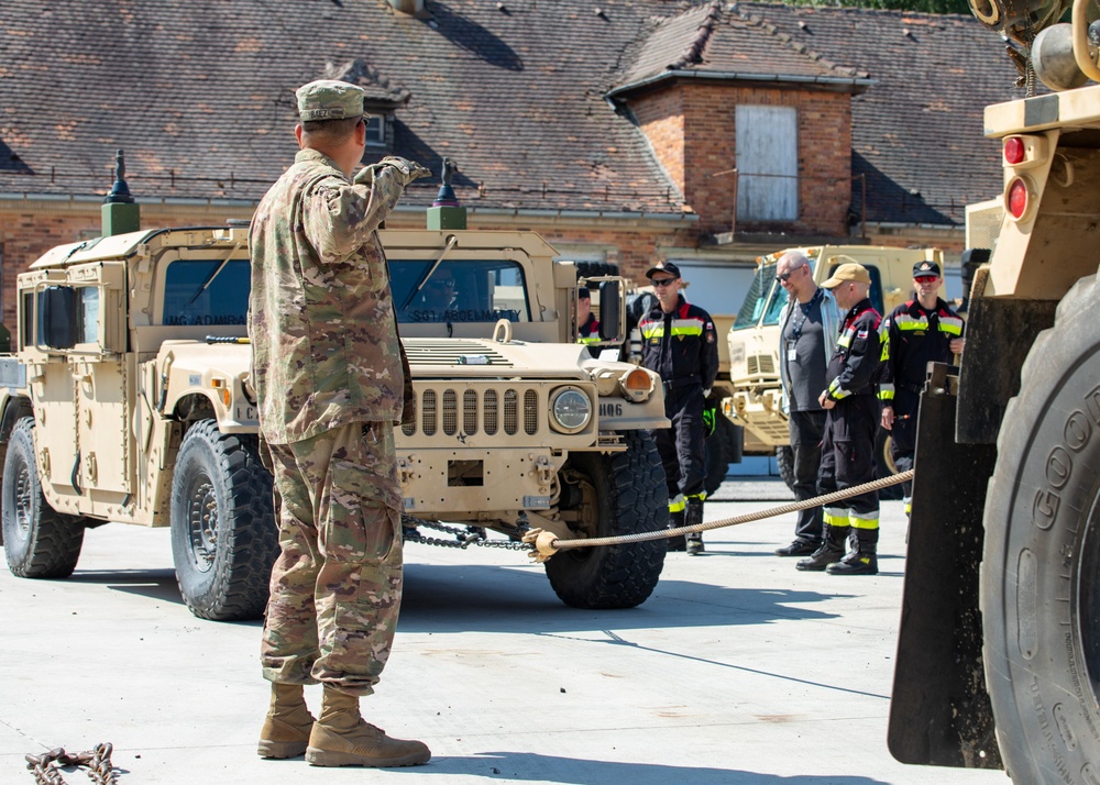 1st Cavalry Division Conducts Recovery Training with Local Polish Fire Brigade