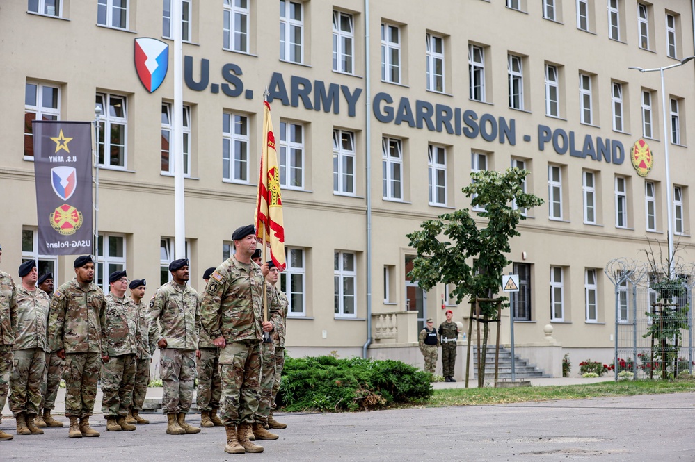 USAG Poland Conducts Change of Command Ceremony