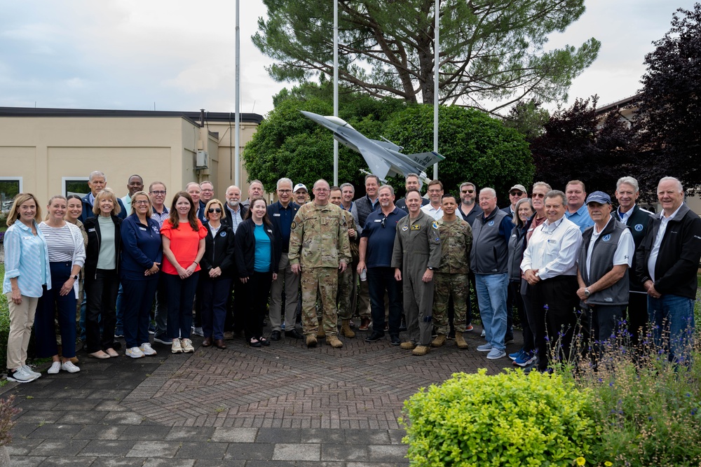 Aviano welcomes DAF Civic Leaders