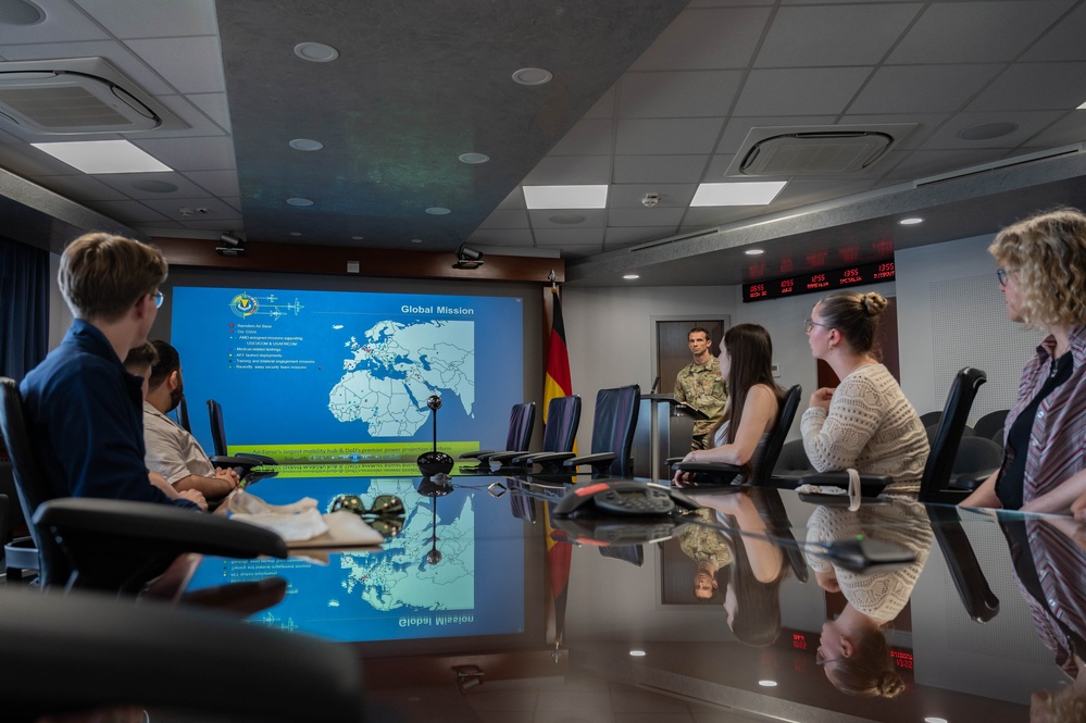 86th AW expresses gratitude to volunteers