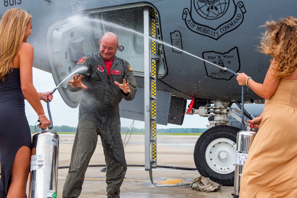 Lt. Col. Rod Jones fini flight