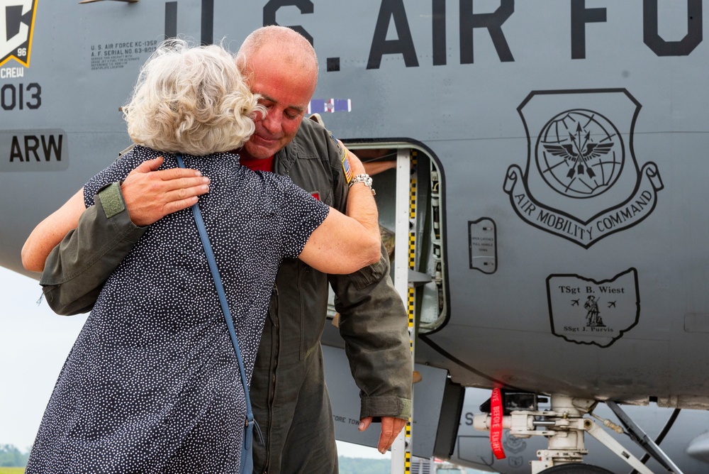 Lt. Col. Rod Jones fini flight