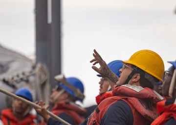 USS Higgins (DDG 76) Rigid Hull Inflatable Boat (RHIB) Recovery for Man Overboard Training