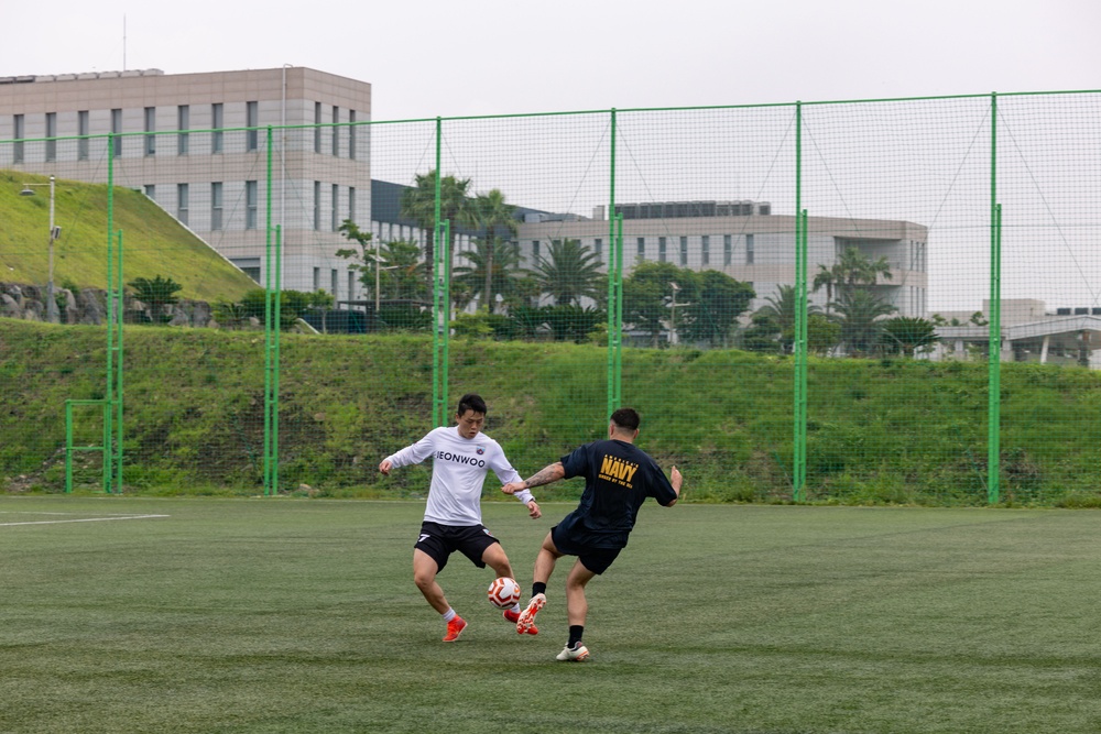 DVIDS - Images - USS Higgins (DDG 76) Visits Jeju Island [Image 3 of 10]