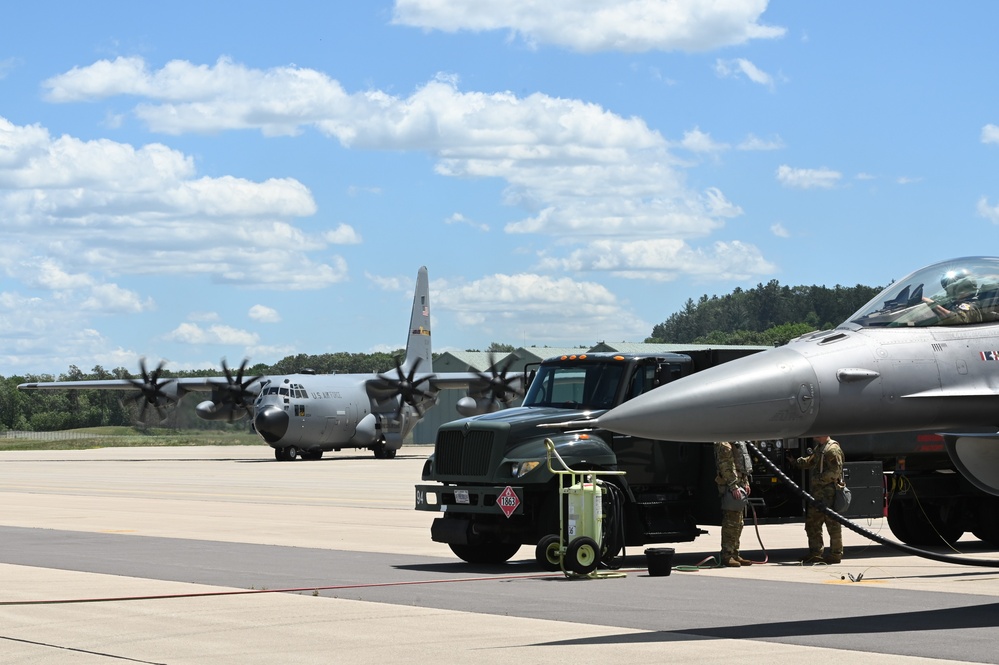 Minnesota Air National Guard Conducts Specialized Fuel Operations at Volk Field