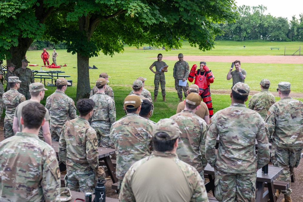 422nd CS and 422nd SFS team up for a Tiger Challenge