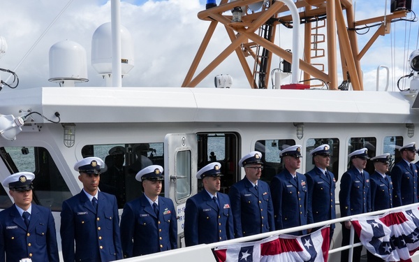 Coast Guard Commissions Cutter David Duren, First Fast Response Cutter based in the Pacific Northwest