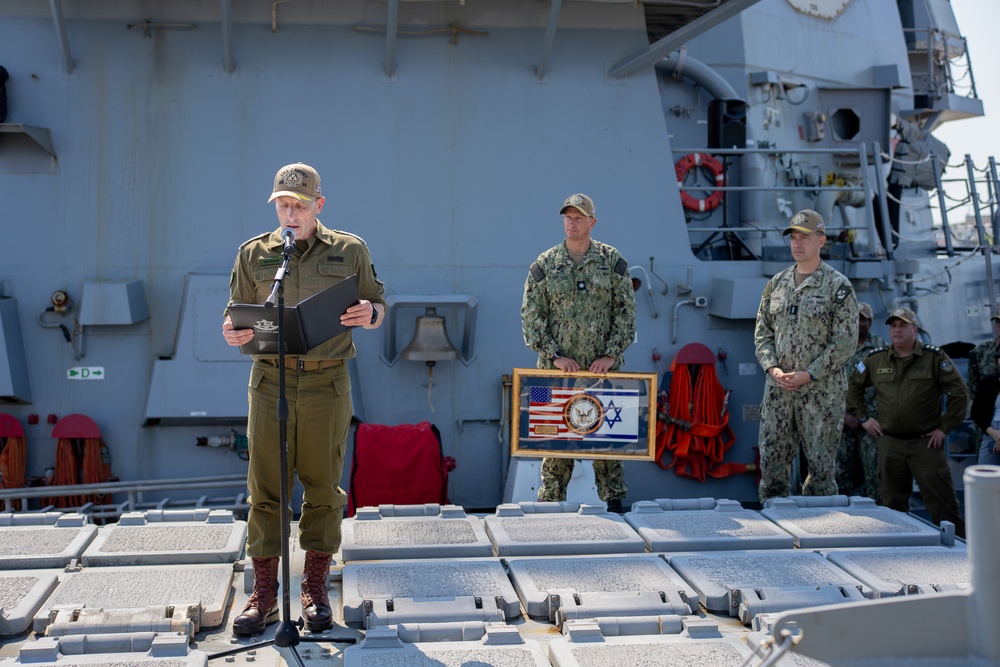 Israeli Defense Force Deputy Chief Visits USS Carney