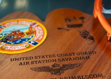 Coast Guard Air Station Savannah conducts change of command ceremony