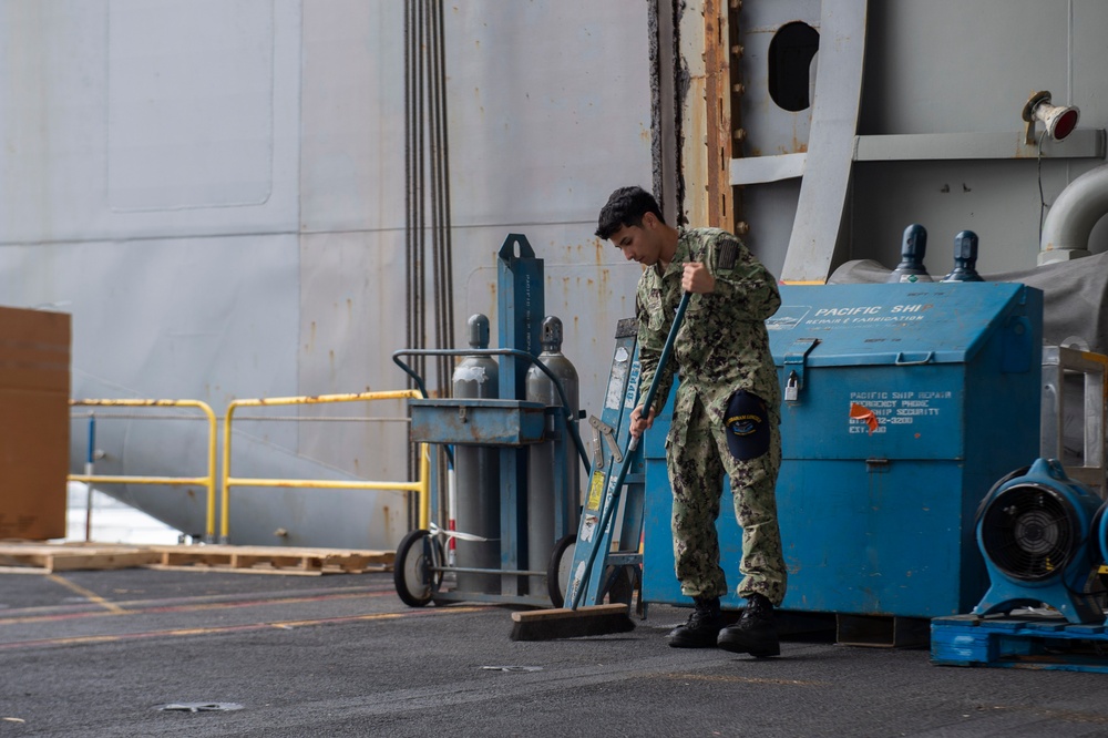 Abraham Lincoln conducts routine operations