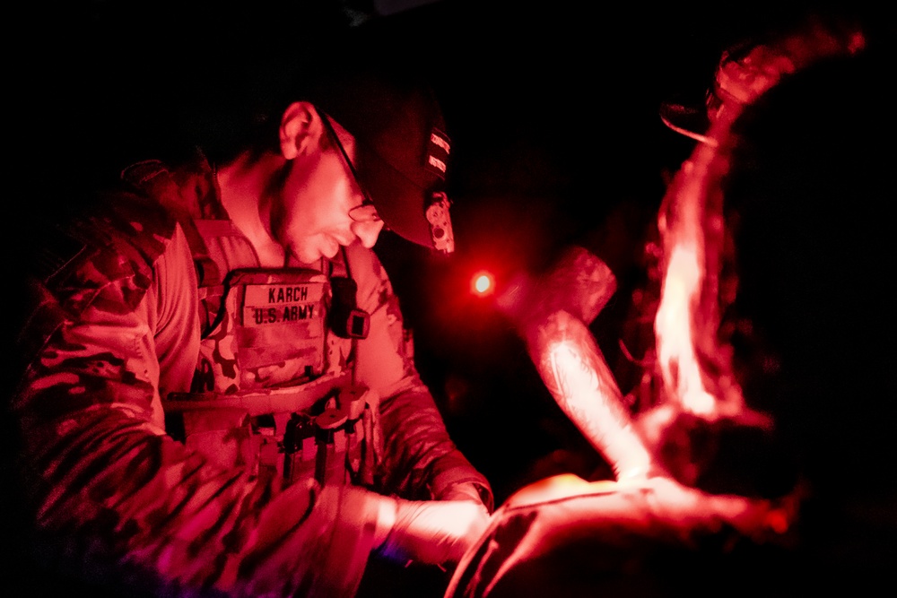 254th RTI Conducts Night time Mass Casualty STX lane in 68W MOS-T Course