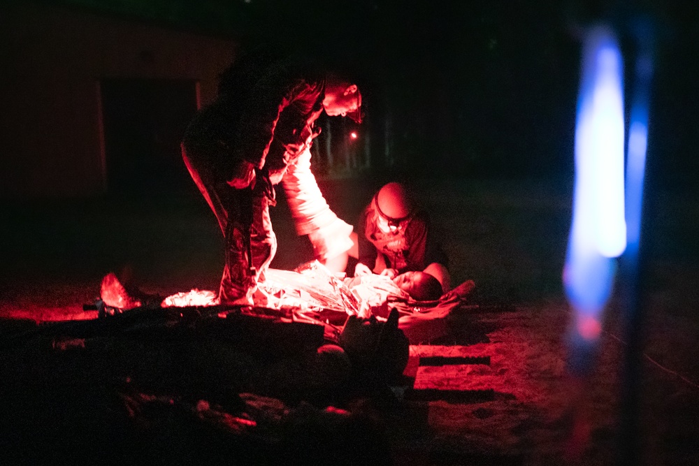 254th RTI Conducts Night time Mass Casualty STX lane in 68W MOS-T Course