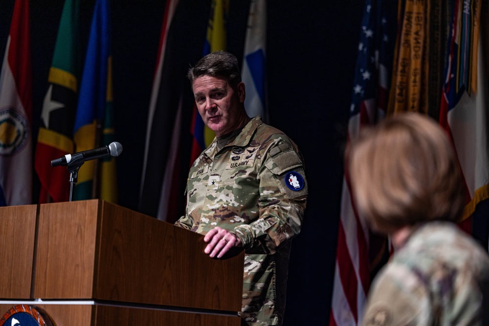 U.S. Army South welcomes incoming commander
