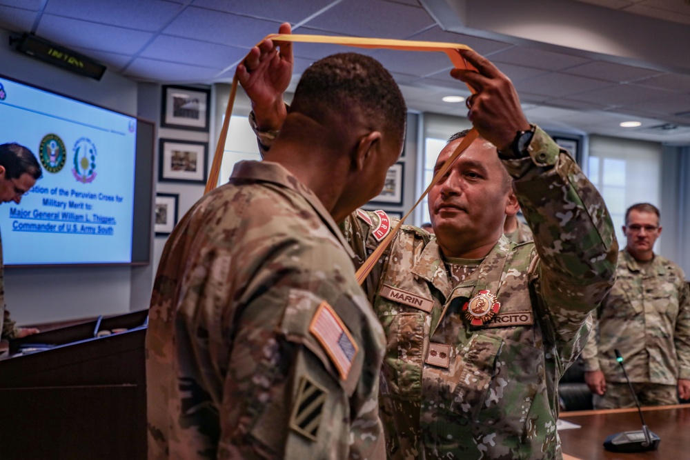 Maj. Gen. William Thigpen receives Peruvian Cross for Military Merit