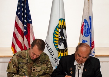 USACE, Pueblo of Isleta sign Tribal partnership agreement for Pottery Mound cultural preservation study