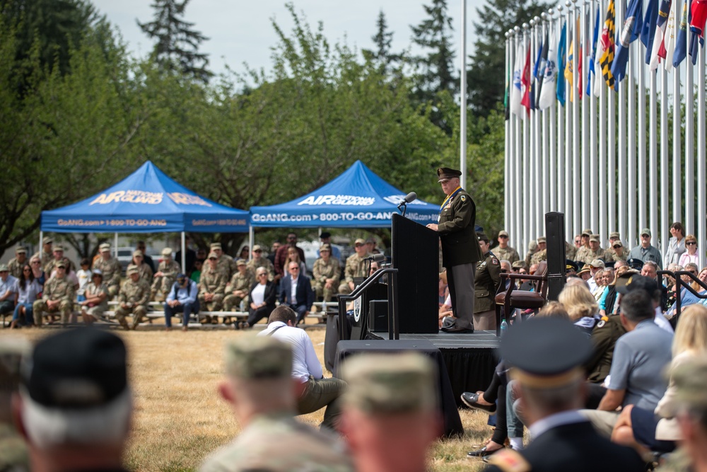 Commander of Washington National Guard relinquishes command, retires after 40 years of service