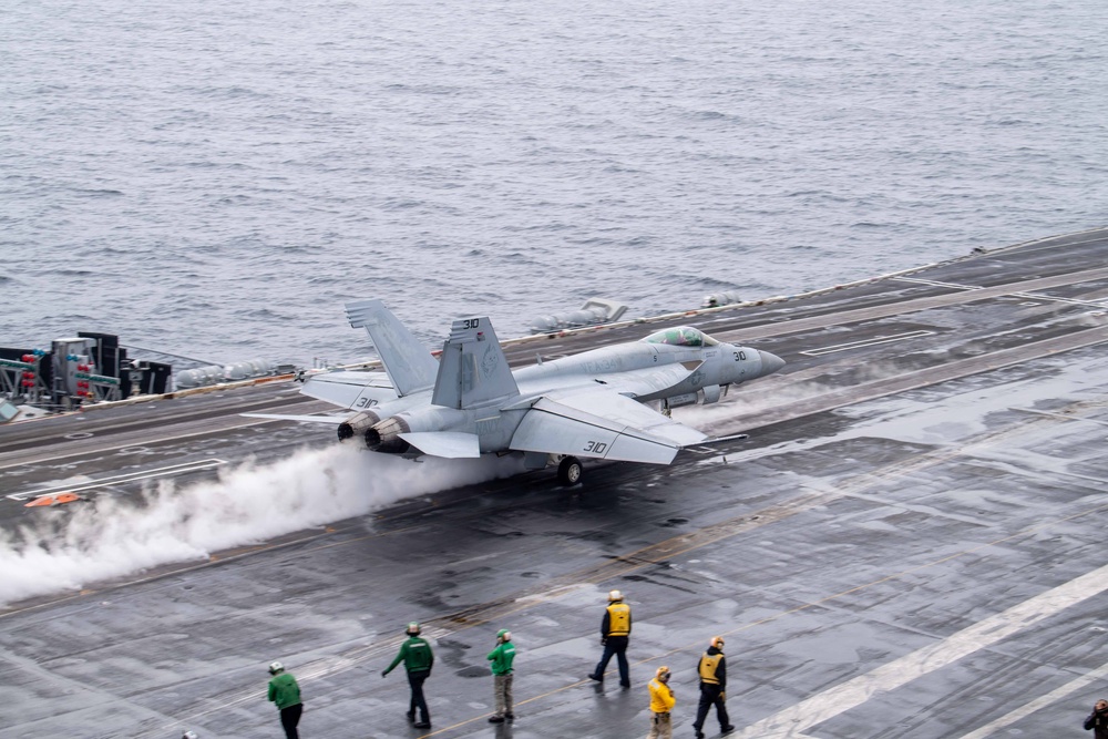 USS Theodore Roosevelt Conducts Exercise Freedom Edge