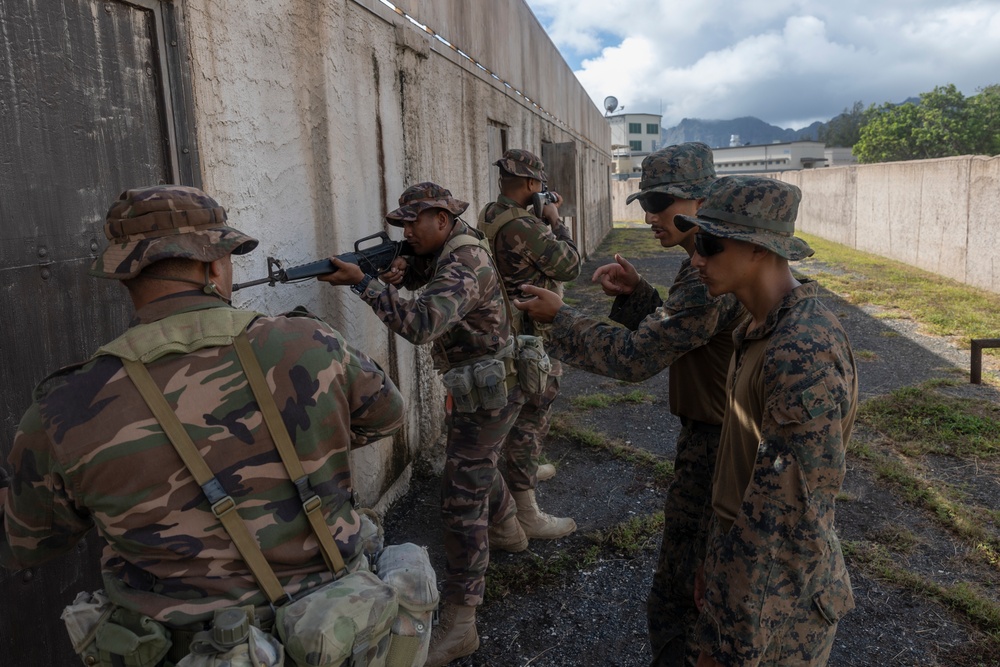 U.S. Marines, Royal Tongan Marines train during RIMPAC 2024