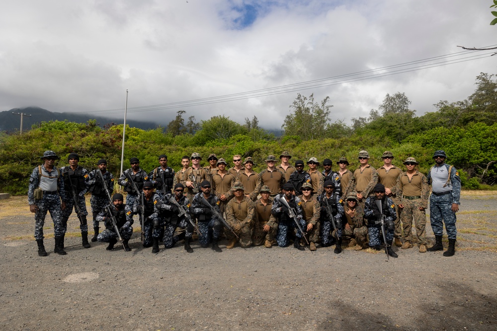 DVIDS Images U.S. Marines, Sri Lankan Forces train together at