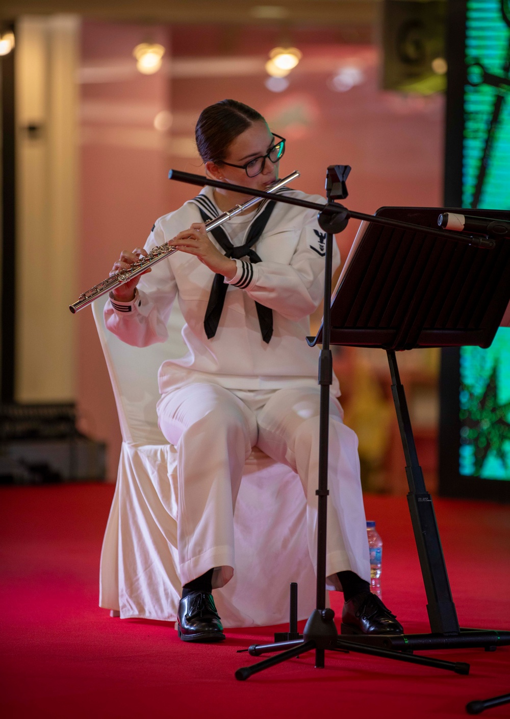 7th Fleet Band Performs at Royal Garden Plaza