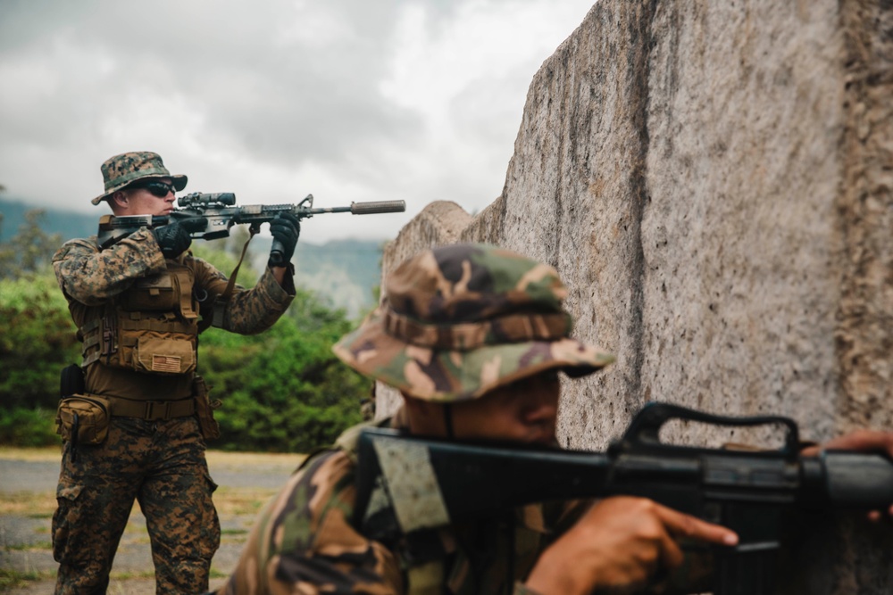 Bravo Co., BLT 1/5 Conducts MOUT with Partners