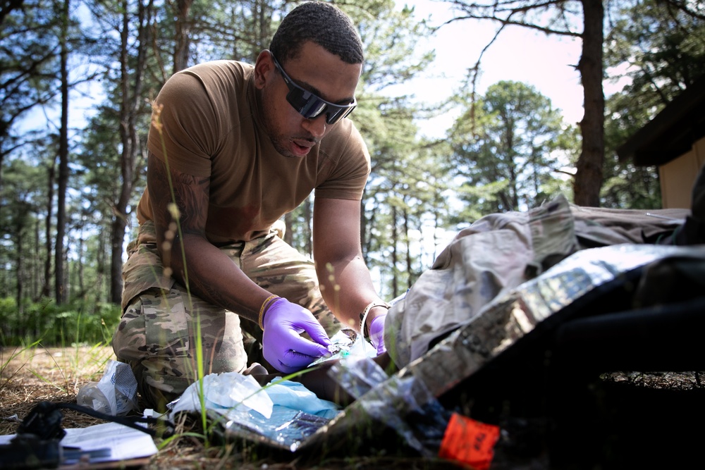 MOS-T Course Ambulatory Casualty Exercise