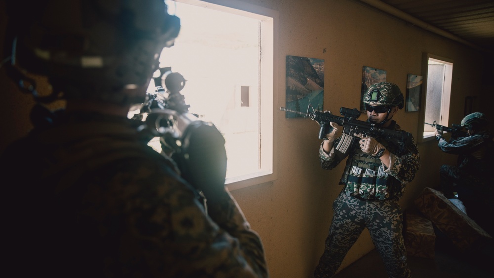 U.S. Marines, Malaysian soldiers conduct joint training during RIMPAC 2024