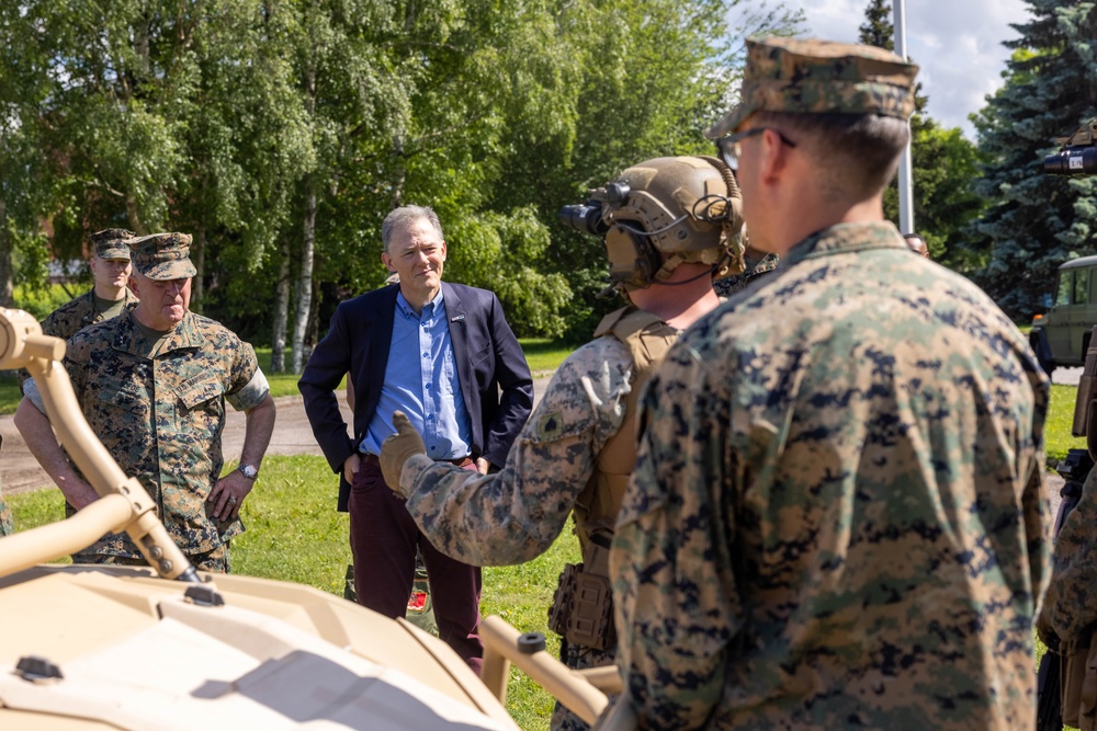 Maj. Gen. Robert B. Sofge Jr. visits Estonia