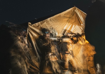 1st Recon. Bn. conducts raid exercise