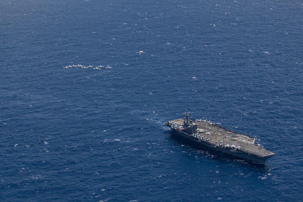 USS Ronald Reagan (CVN 76) conducts air combat-skills practice