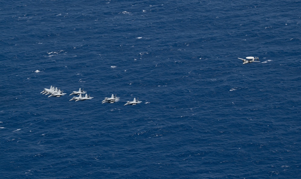 USS Ronald Reagan (CVN 76) conducts air combat-skills practice